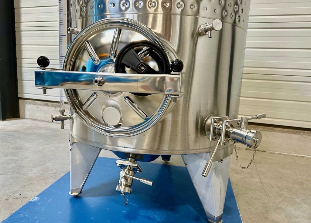 Sonstige Obsttechnik & Weinbautechnik tip Sonstige | Cuve inox 316L - Circuit nid d'abeilles - 10.9 H, Gebrauchtmaschine in Monteux (Poză 2)